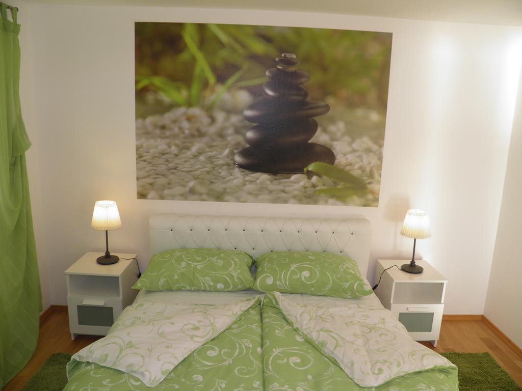 Apartments Perla Dinjiška Esterno foto